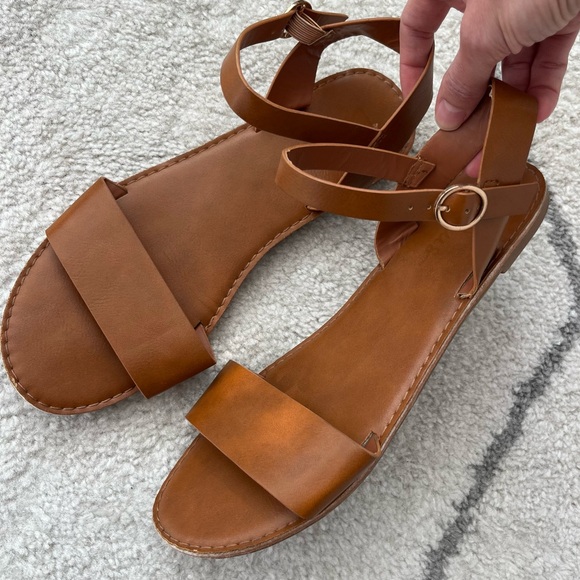 Lulus Sandals - Picture 1 of 1